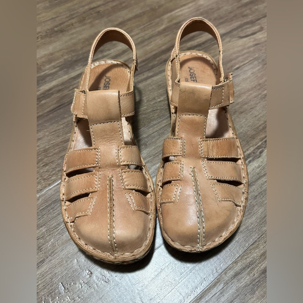 Josef Seibel Rosalie 48 in Wild Cognac. Size 38.